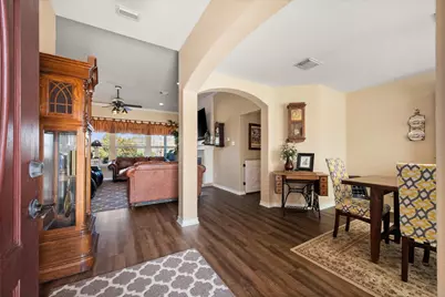1917 Bentwater Parkway, Granbury, TX 76049 - Photo 4