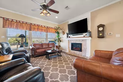 1917 Bentwater Parkway, Granbury, TX 76049 - Photo 8