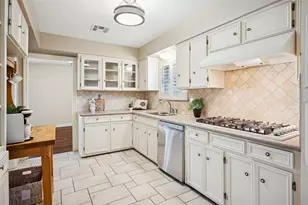 7135 Clemson Dr, Dallas, TX 75214 - Photo 14