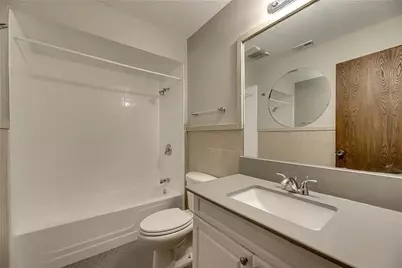 202 S Willomet Drive #2, Dallas, TX 75208 - Photo 6