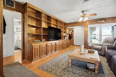 13057 Glenside Drive, Farmers Branch, TX 75234 - Photo 4