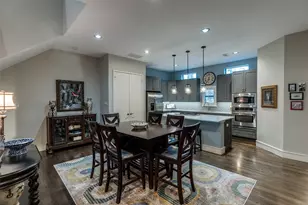 2111 Albany St, Dallas, TX 75201 - Photo 16