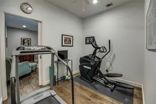 2111 Albany St, Dallas, TX 75201 - Photo 24