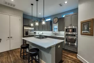 2111 Albany St, Dallas, TX 75201 - Photo 10