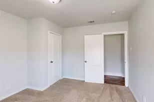 2667 Custer Dr, Dallas, TX 75216 - Photo 20