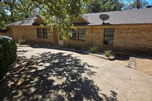 3525 Sunnyview Ln, Flower Mound, TX 75022 - Photo 2