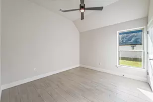 2160 Middlewood Cir, Granbury, TX 76049 - Photo 28