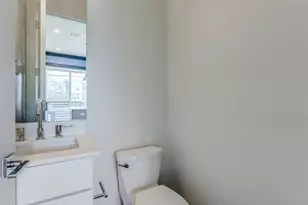 4426 Cabell Dr, Dallas, TX 75204 - Photo 12