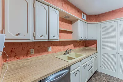 408 Hollyhill Lane, Denton, TX 76205 - Photo 10