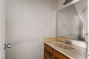 8005 Rothington Rd, Dallas, TX 75227 - Photo 30