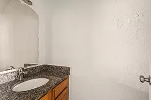 8005 Rothington Rd, Dallas, TX 75227 - Photo 32