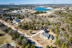 4031 Waters Edge Dr, Midlothian, TX 76065 - Photo 2