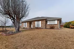 601 Fieldwood Cir, Richardson, TX 75081 - Photo 2