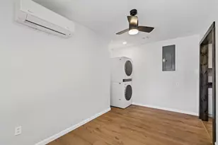 902 Turner St, Cleburne, TX 76033 - Photo 10