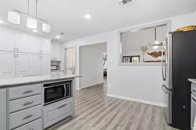 685 Cardinal Ridge Road, Burleson, TX 76028 - Photo 14