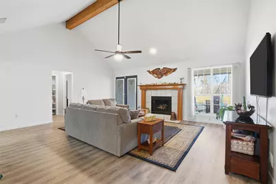 685 Cardinal Ridge Road, Burleson, TX 76028 - Photo 4