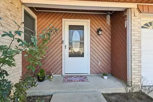 2106 Avalon Ln, Arlington, TX 76014 - Photo 30