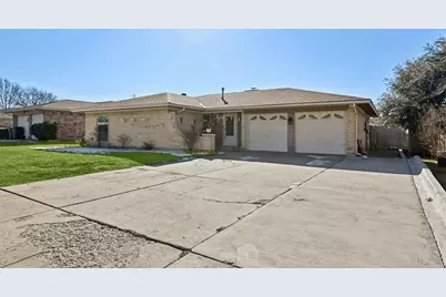 2106 Avalon Lane, Arlington, TX 76014 - Photo 1