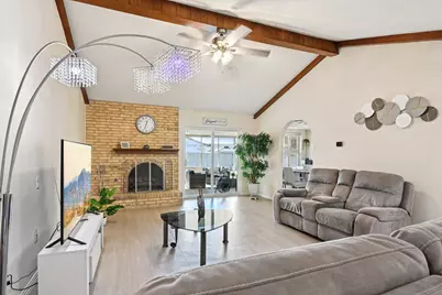 2106 Avalon Lane, Arlington, TX 76014 - Photo 6