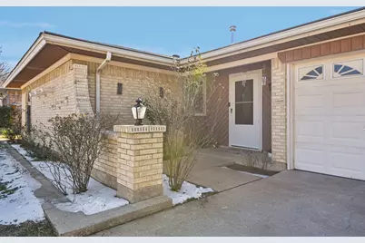 2106 Avalon Lane, Arlington, TX 76014 - Photo 2