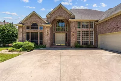 6512 Mesa Ridge Court, Fort Worth, TX 76137 - Photo 2