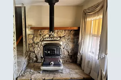 508 Lilac Drive, Granbury, TX 76049 - Photo 12