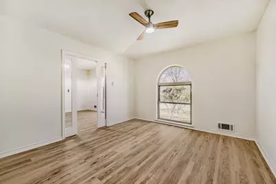 13123 Roaring Springs Lane, Dallas, TX 75240 - Photo 18