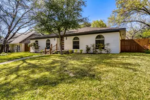 13123 Roaring Springs Ln, Dallas, TX 75240 - Photo 2