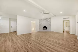 13123 Roaring Springs Ln, Dallas, TX 75240 - Photo 6