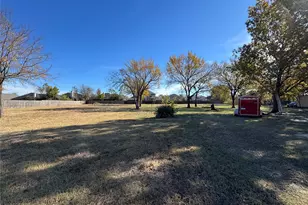 3916 Shepherd, Balch Springs, TX 75180 - Photo 26
