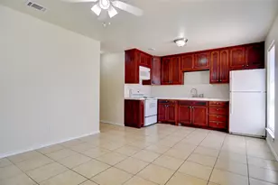 3310 26th St, Fort Worth, TX 76106 - Photo 4