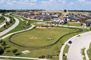 7508 W Fork Ln, McKinney, TX 75071 - Photo 36