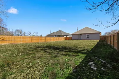 709 3rd Street, Bridgeport, TX 76426 - Photo 34