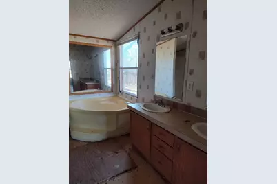 5445 Sun Meadow Circle, Granbury, TX 76049 - Photo 8