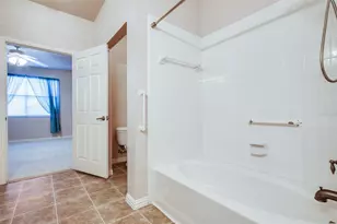 237 Heritage Hill Dr, Lewisville, TX 75067 - Photo 20