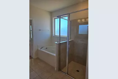 817 Holbrook Road, Springtown, TX 76082 - Photo 12