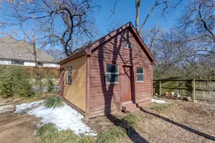 401 Denton St E, Argyle, TX 76226 - Photo 38