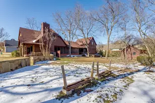 401 Denton St E, Argyle, TX 76226 - Photo 4