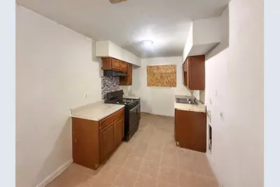 925 Manning Street, Grand Prairie, TX 75051 - Photo 12