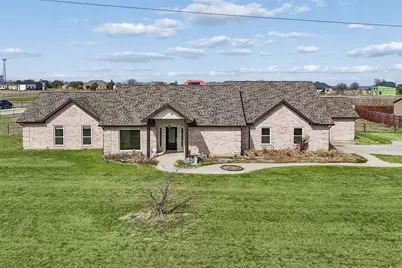 317 Illinois Street, New Fairview, TX 76078 - Photo 1