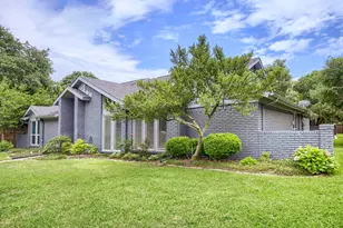 6008 Spring Flower Trail, Dallas, TX 75248 - Photo 2