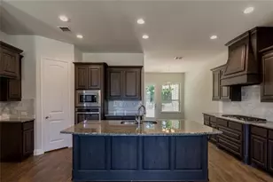 2545 Gramercy Park Dr, Flower Mound, TX 75028 - Photo 8