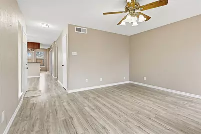 1805 W Spring Creek Parkway #EE2, Plano, TX 75023 - Photo 6