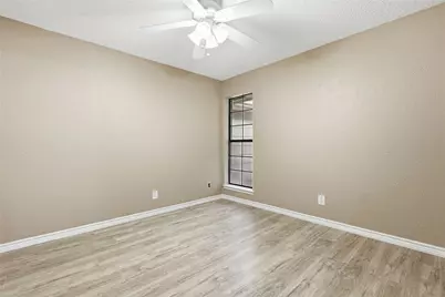 1805 W Spring Creek Parkway #EE2, Plano, TX 75023 - Photo 16