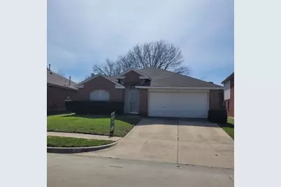 825 Stafford Station Drive, Saginaw, TX 76131 - Photo 1