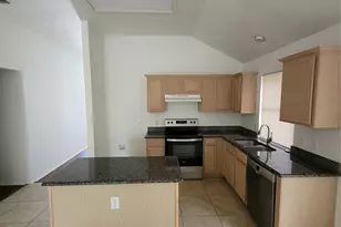 825 Stafford Station Dr, Saginaw, TX 76131 - Photo 4