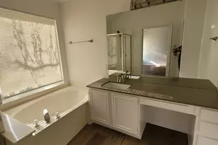 825 Stafford Station Dr, Saginaw, TX 76131 - Photo 10