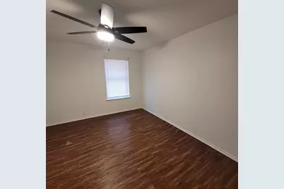 825 Stafford Station Drive, Saginaw, TX 76131 - Photo 8