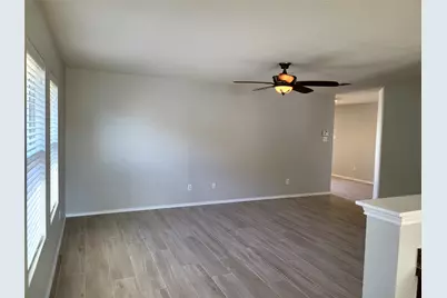 729 Santa Rosa Drive, Fort Worth, TX 76052 - Photo 4