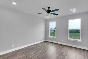 704 N Church St, Ferris, TX 75125 - Photo 14